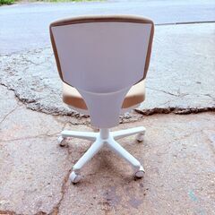 【✨調整可能✨】ベージュ×ホワイト 回転チェア オフィスチェア 椅子 ‼️簡易清掃済み・現状品✨の画像