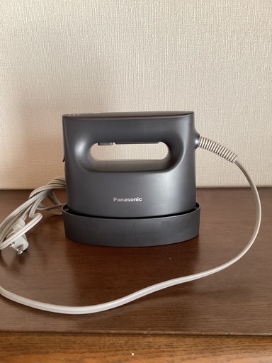 最新Panasonic衣類スチーマー