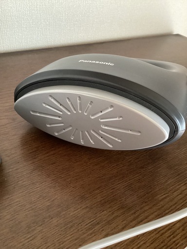 最新Panasonic衣類スチーマー