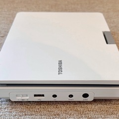 東芝 ポータブルDVDプレーヤー SD-P910S 2022年製 の画像