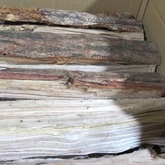 お引取り限定！！　土佐　薪（まき）（ナラ）　10ｋｇ程度　　の画像
