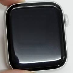 Apple Watch Nike Series 4/GPS/40mm/A1977/シルバー〈MU6H2J/A〉 の画像