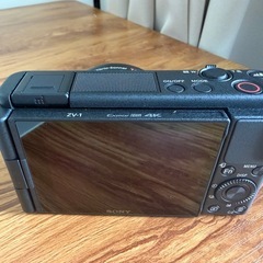【ほぼ新品】SONY ZV-1 カメラの画像