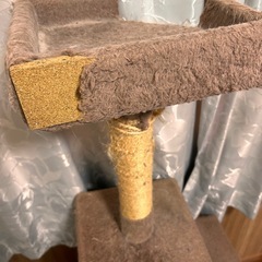 キャットタワーの画像