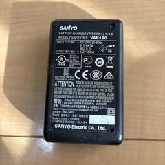sanyo バッテリーチャージャーの画像