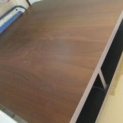 お持ち帰り可能な方限定　モデルルームセンターテーブルの画像