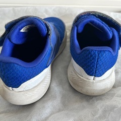 アディダス　15センチ　スニーカーの画像