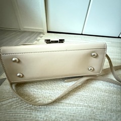 ショルダーバッグの画像