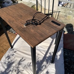 パソコンデスク+椅子の画像