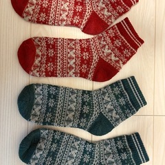 赤 緑 メンズ 靴下 ソックスの画像