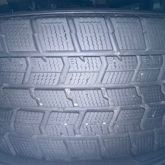 スタッドレスタイヤ　205/60/R16
の画像