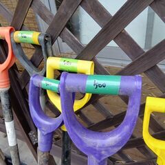 【中古】雪かき１点５００円（無人販売）の画像