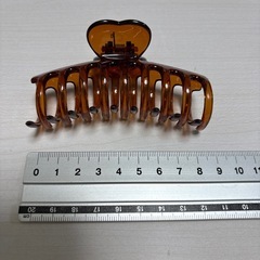 大きめヘアアクセサリーの画像