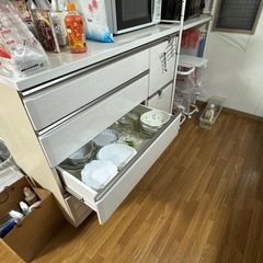 【引取限定】引出し式サイドボードの画像