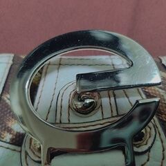 GUESS ヒョウ柄 ウエストポーチの画像