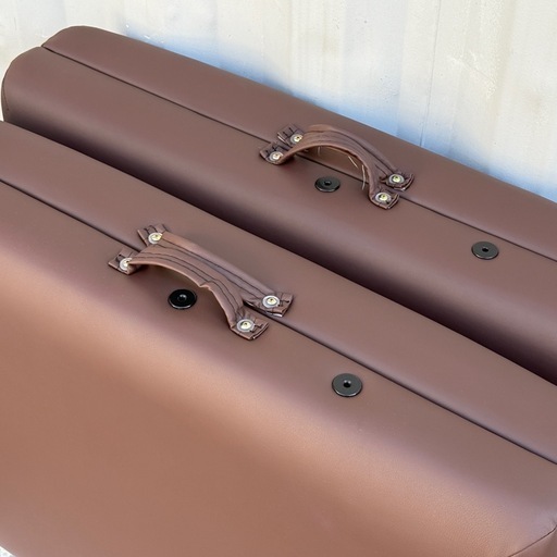 FS9J◇美品◇折り畳み◇マッサージベッド◇2台セット 木製◇185×70◇有孔◇軽量◇携帯◇高さ調整◇セブンビューティー◇チョコレート色◇施術◇整体
