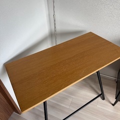 ダイニングテーブル、作業机の画像