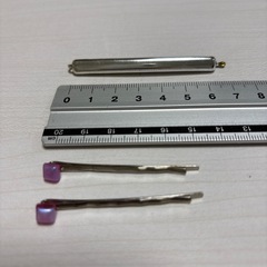 シルバーヘアクリップ３本の画像