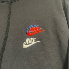 NIKE L size パーカーの画像