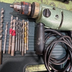 日立工機 V-10B 振動ドリル 動作良好 ドリルビット付きの画像