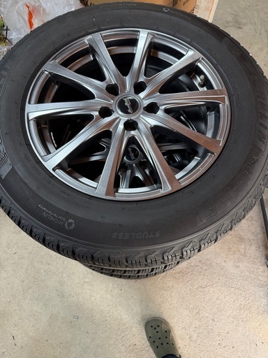 タイヤ、ホイール 225/65R17