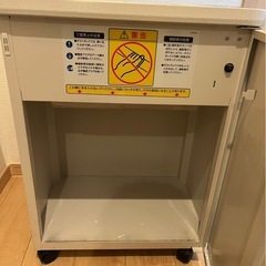 業務用シュレッダーの画像