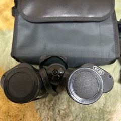 美品✨双眼鏡&ケース付きの画像