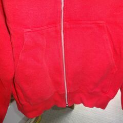 35年前購入のVAN-JACK純正の赤色パーカーです。の画像