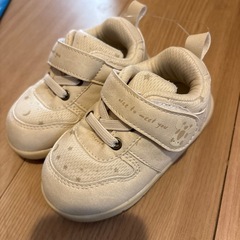 子ども靴の画像