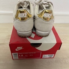 美品 ナイキスニーカー クラシックコルテッツ ベージュ 24.5cm の画像