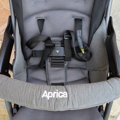 Aprica ベビーカー　　の画像