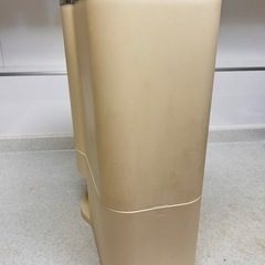 ライスストッカー　米櫃　UFORU 米びつケース　10キロ収納　ボタン押しタイプ　軽量の画像