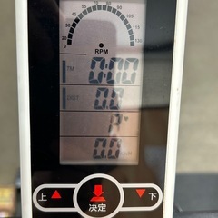 ハイガーハイエンドスピンバイク(手前)　HG-ZA-5000Fの画像