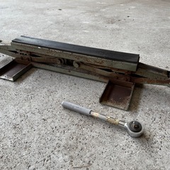 ハーレーメンテで使っていたジャッキの画像