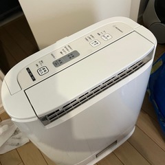 Panasonic 除湿機
の画像