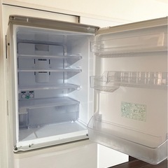 シャープ冷蔵庫350Lの画像