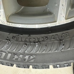 BMW純正アルミとスタッドレス4本セットの画像