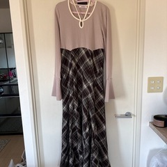 新品mily biletワンピースLサイズ
の画像