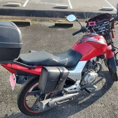 ホンダ  CBF125 レッドの画像