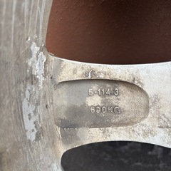 タイヤホイールの画像