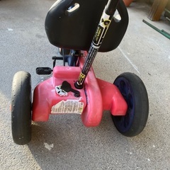 people 押し棒付き三輪車の画像