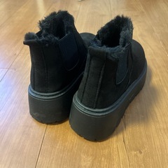 ムートンブーツの画像