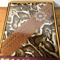 【B394】未使用/ヒョウ柄/こたつ上掛け/MK-7060/サイズ200×200㎝/アクリル100%/長期保管品の画像