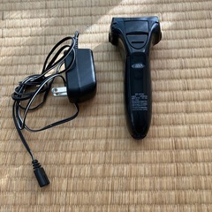 マクセルイズミ往復式シェーバー「IZF-V530」の画像