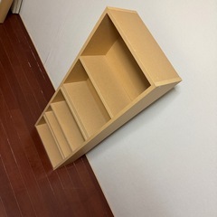 ＋1000円にて京都市内周辺配達可能です。
無印　パルプボードボックス本棚の画像