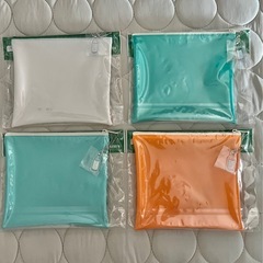 クリアポーチ4つセットの画像