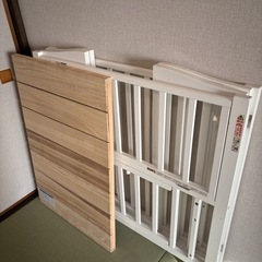 カトージ ベビーベッドの画像