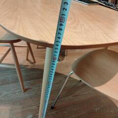 テーブル 椅子 セットの画像