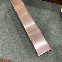 ステンレス？アルミ？入れ物の画像