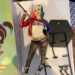 スーサイドスクワット　ハーレイ　クイン　フィギュアの画像